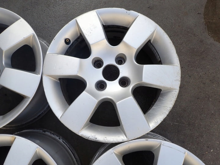 4x Alufelge 16 Zoll 7.0" 4x108 29ET Glanz Silber 9685783880 Peugeot 5008 I FEL2610946420wl