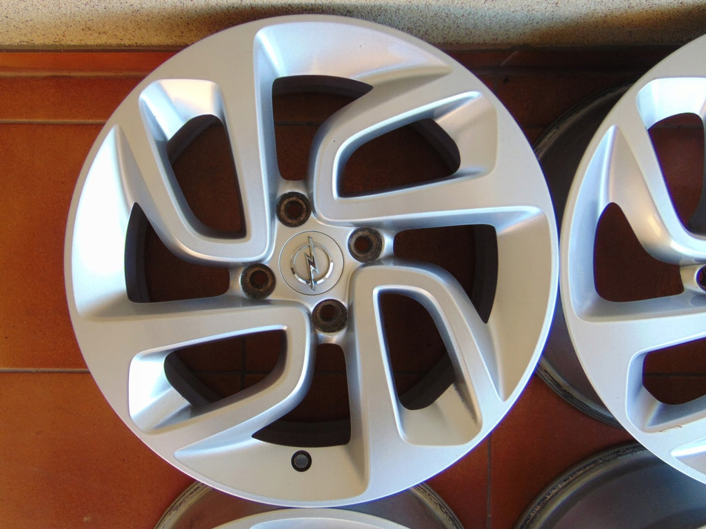 4x Alufelge 16 Zoll 6.5" 4x108 20ET Glanz Silber 39007897 Opel Crossland X FEL1178413675hg