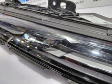 Laden Sie das Bild in den Galerie-Viewer, Frontscheinwerfer BMW 7 9879935-12 LED Links Scheinwerfer Headlight SCH7725020292vq