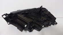 Laden Sie das Bild in den Galerie-Viewer, Frontscheinwerfer Skoda Enyaq 5LB941015B 5LB941017B Full LED Links Headlight
