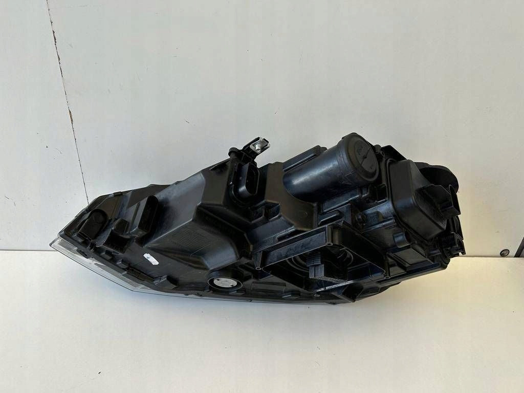 Frontscheinwerfer VW Polo 2G1941036B Rechts Scheinwerfer Headlight SCH4010980952mz