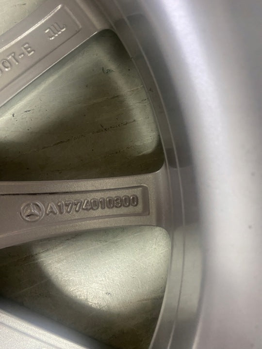 1x Alufelge 17 Zoll 6.5" 5x112 44ET Glanz Silber A1774010300 Mercedes-Benz W177 FEL7295324930ma