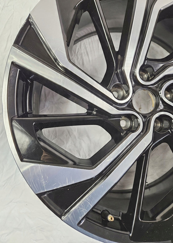 1x Alufelge 20 Zoll 8.0" 5x114.3 40ET MA186UA6A Nissan X-Trail Qashqai III J12