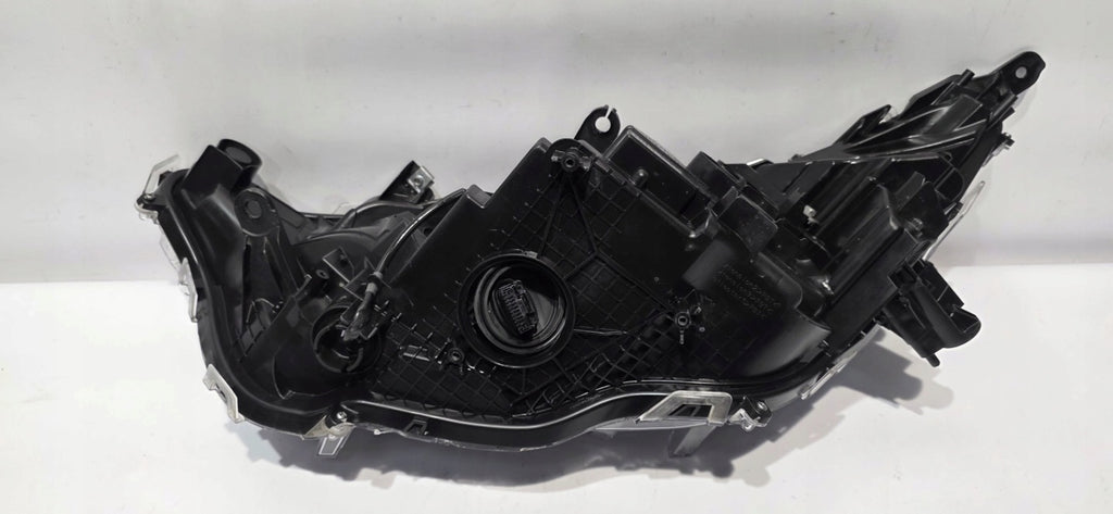 Frontscheinwerfer Toyota V 81130-02J61 Rechts Scheinwerfer Headlight SCH3142094584zz