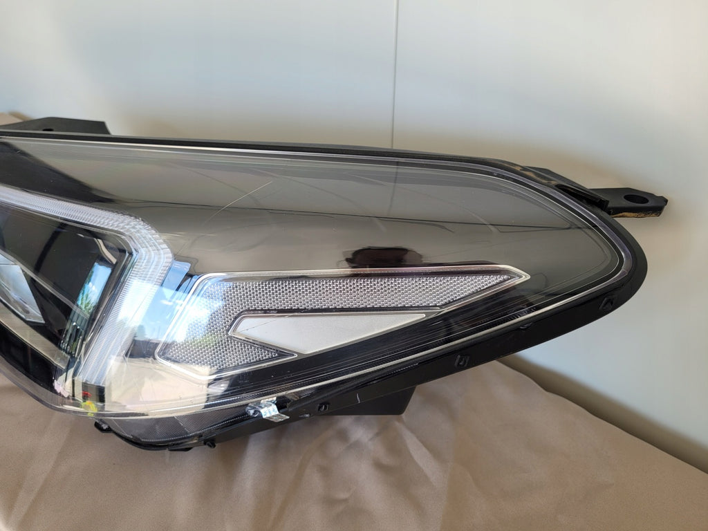 Frontscheinwerfer Hyundai Tucson D7921-21C10 Links Scheinwerfer Headlight SCH3548665018bd