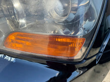Laden Sie das Bild in den Galerie-Viewer, Frontscheinwerfer Kia Sorento I Links Scheinwerfer Headlight SCH6460870462ki