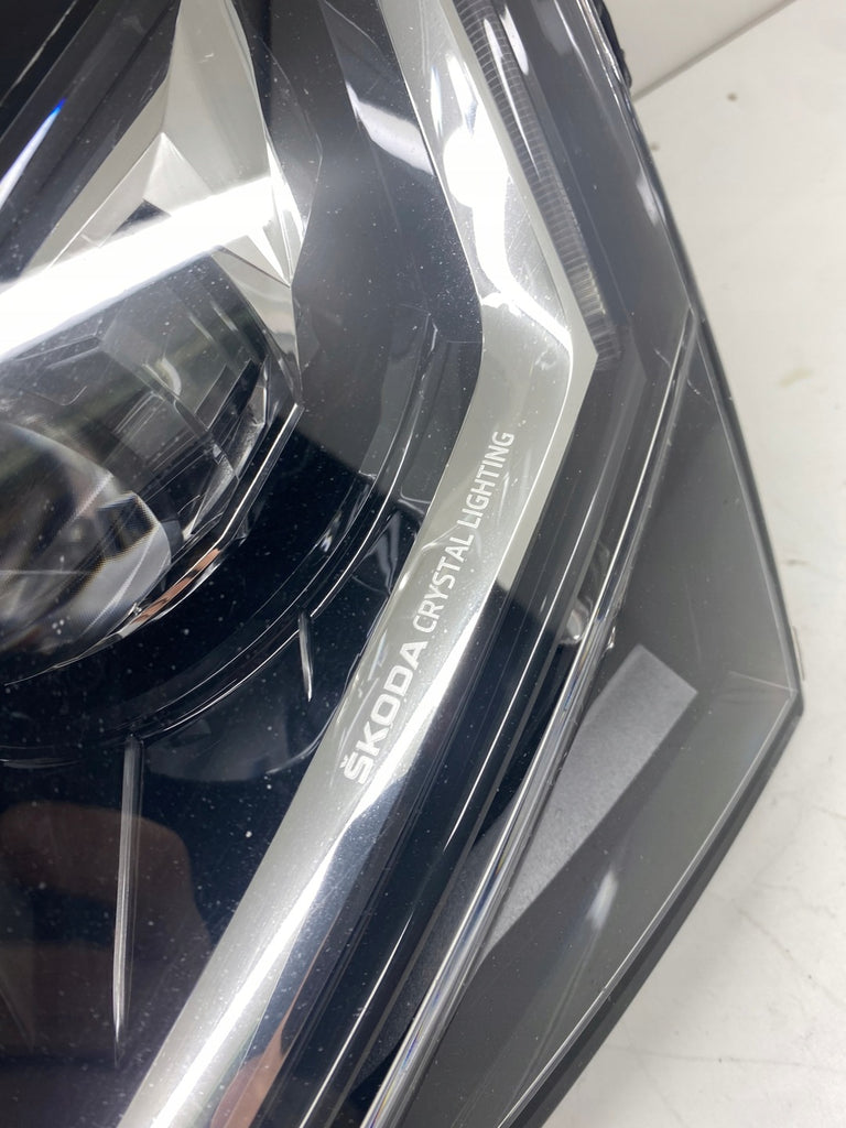 Frontscheinwerfer Skoda Superb III 3V1941015D LED Links Scheinwerfer Headlight