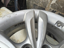 Load image into Gallery viewer, 1x Alufelge 17 Zoll 6.5" 5x114.3 48ET Silber 52910-2S210 Hyundai Tucson FEL6655163795wy