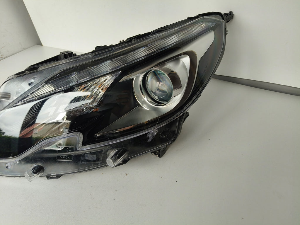 Frontscheinwerfer Peugeot 2008 9825313980 LED Links Scheinwerfer Headlight