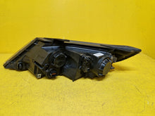 Load image into Gallery viewer, Frontscheinwerfer Kia Sorento II 92102-2P080 Rechts Scheinwerfer Headlight SCH8898605777jd