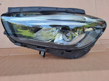 Laden Sie das Bild in den Galerie-Viewer, Frontscheinwerfer Mercedes-Benz W247 A2479062503 Links Scheinwerfer Headlight SCH9874000349pw