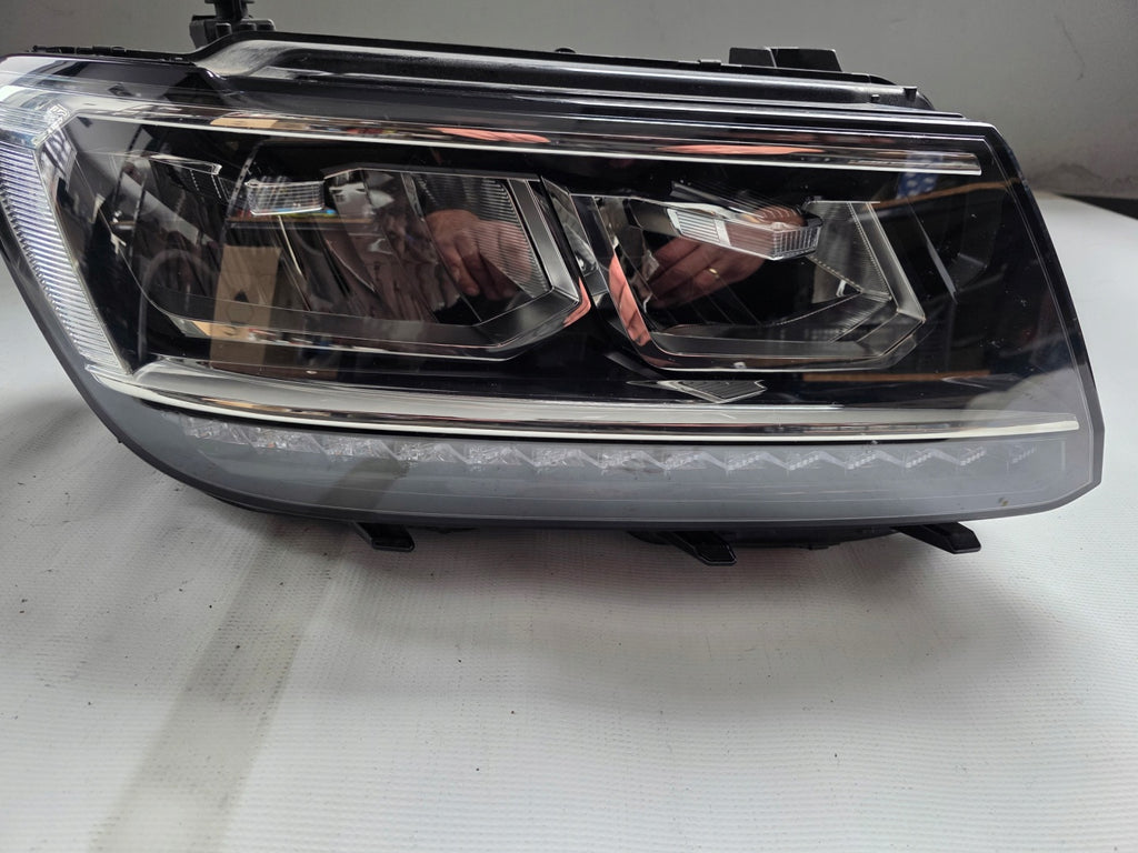Frontscheinwerfer VW Tiguan 5NB941036D Rechts Scheinwerfer Headlight SCH7458833749ma