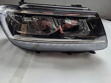 Laden Sie das Bild in den Galerie-Viewer, Frontscheinwerfer VW Tiguan 5NB941036D Rechts Scheinwerfer Headlight SCH7458833749ma