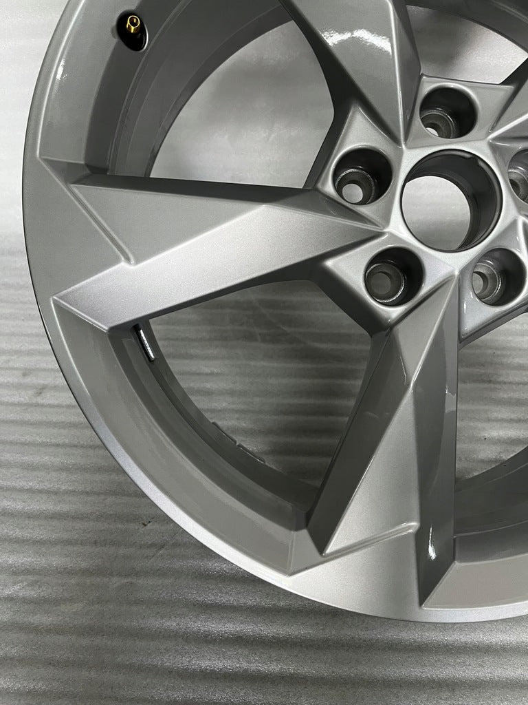 1x Alufelge 19 Zoll 7.0" 5x112 43ET Glanz Silber 83A601025N Audi Q3 Rim Wheel FEL9213221218vh
