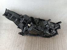 Load image into Gallery viewer, Frontscheinwerfer Toyota Yaris LED Ein Stück (Rechts oder Links) Headlight