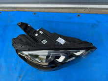 Laden Sie das Bild in den Galerie-Viewer, Frontscheinwerfer Mercedes-Benz Gle A1679065608 LED Rechts Headlight SCH4781628664em