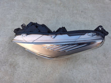 Laden Sie das Bild in den Galerie-Viewer, Frontscheinwerfer Ford Kuga GV41-13W030-AH Links Scheinwerfer Headlight SCH7226748004gz