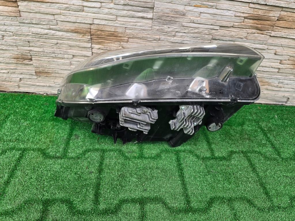 Frontscheinwerfer BMW X1 F48 7290240-07 Xenon Rechts Scheinwerfer Headlight SCH9853504577qt