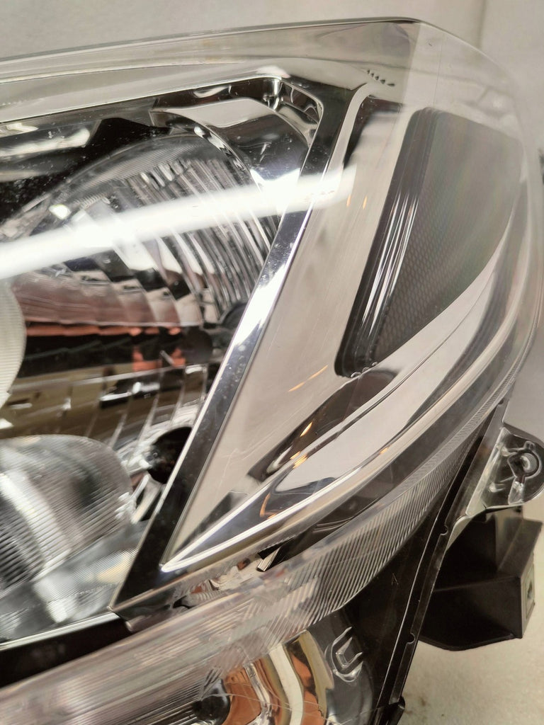 Frontscheinwerfer Mitsubishi Space Star Ein Satz Scheinwerfer Headlight SCH9211591055od