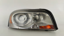 Laden Sie das Bild in den Galerie-Viewer, Frontscheinwerfer Volvo Xc90 89902045 Xenon Ein Stück (Rechts oder Links)