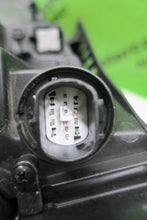 Load image into Gallery viewer, Frontscheinwerfer Hyundai I30 G4921-113020 Rechts Scheinwerfer Headlight SCH1291014926mk