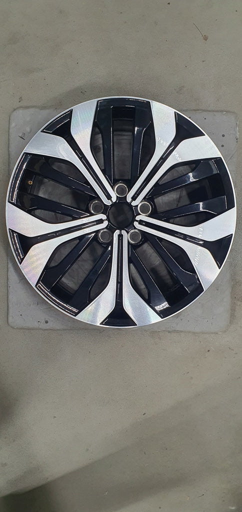 1x Alufelge 18 Zoll 7.5" 5x114.3 45ET Glanz Schwarz 403007567R Renault Arkana FEL9769872725oo