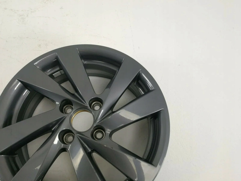 1x Alufelge 15 Zoll 5.5" 4x100 41ET Glanz Silber 1SL601025A Seat Mii Rim Wheel FEL1679363722lw
