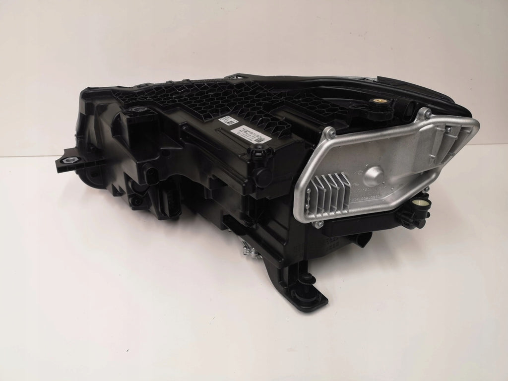 Frontscheinwerfer VW Caddy V 2K8941036AM Rechts Scheinwerfer Headlight SCH8805354035hn