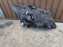 Laden Sie das Bild in den Galerie-Viewer, Frontscheinwerfer Mercedes-Benz W447 A4479060101 LED Links Headlight SCH5815328927fn
