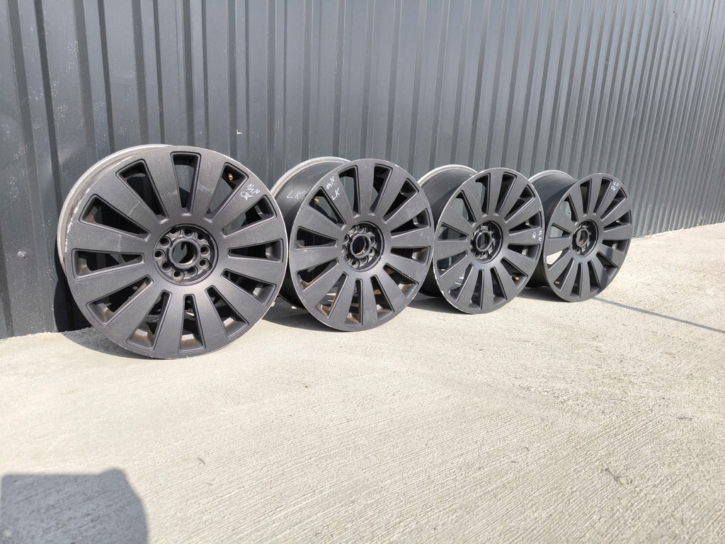 4x Alufelge 18 Zoll 8.0" 5x112 45ET Glanz Silber Audi A4 A3 Rim Wheel