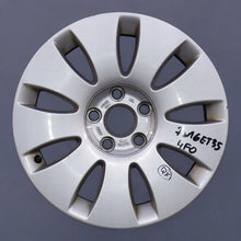 Load image into Gallery viewer, 1x Alufelge 16 Zoll 7.0&quot; 5x112 35ET Glanz Silber 4F0601025N Audi A6 C6 Rim Wheel