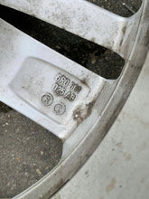 Load image into Gallery viewer, 1x Alufelge 15 Zoll 6.0" 5x100 6R0601025AB VW Polo Rim Wheel FEL1039989954id