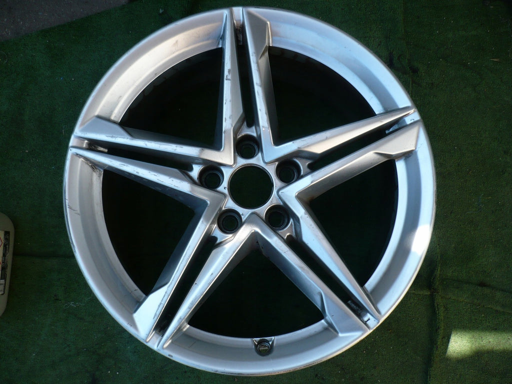 1x Alufelge 18 Zoll 8.0" 5x112 40ET Glanz Silber 8W0601025EC, 8W0601025EC Audi