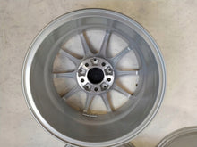 Load image into Gallery viewer, 1x Alufelge 16 Zoll 7.0&quot; 5x112 37 5ET A1724010002 Mercedes-Benz Slc R172 Slk