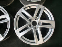 Laden Sie das Bild in den Galerie-Viewer, 4x Alufelge 17 Zoll 7.0" 5x112 42ET Glanz Silber 8W0601025 Audi Rim Wheel FEL9050018227mr