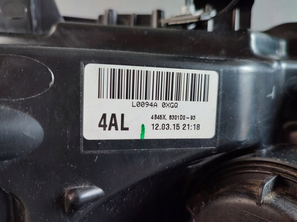 Frontscheinwerfer Mitsubishi Outlander III 8301D0-93 Links Headlight