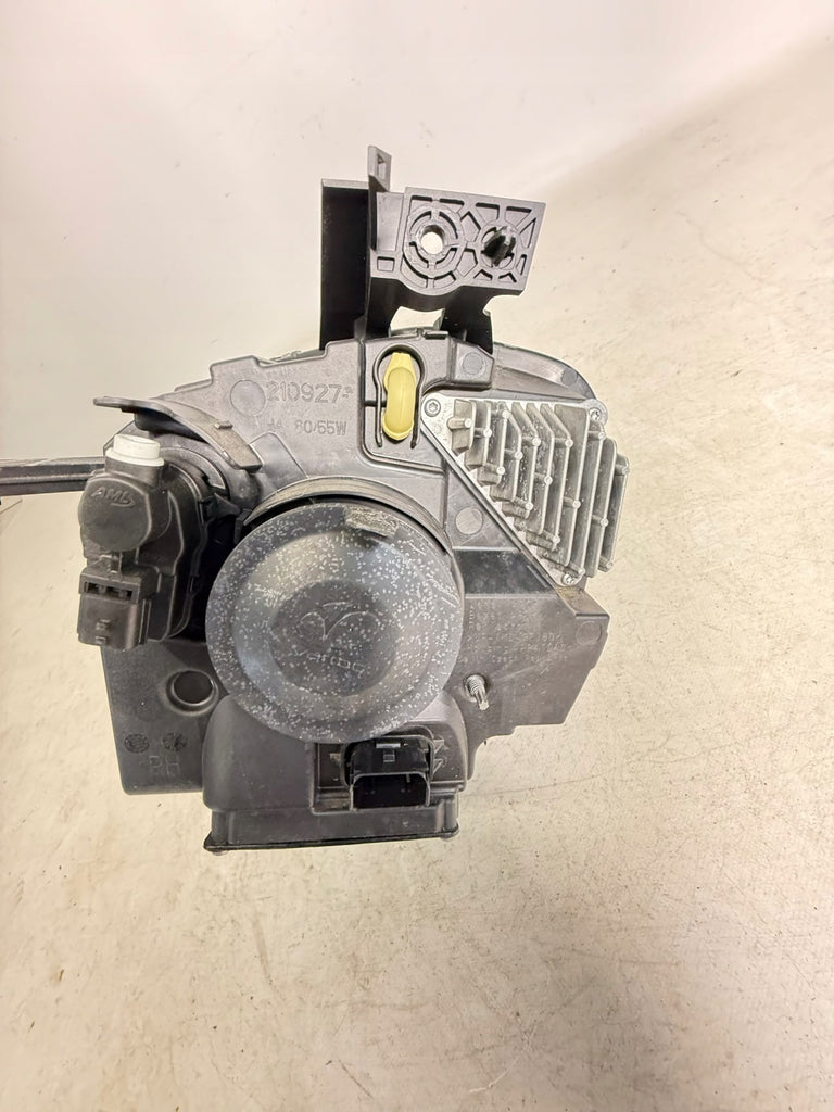 Frontscheinwerfer Renault Twingo III 260105001R LED Rechts Headlight SCH2007888634yk