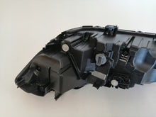 Laden Sie das Bild in den Galerie-Viewer, Frontscheinwerfer Honda Civic I 2206200956-00971 LED Rechts Headlight SCH9236101564wi