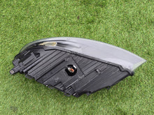 Laden Sie das Bild in den Galerie-Viewer, Frontscheinwerfer Volvo V40 31283333 Xenon Rechts Scheinwerfer Headlight SCH1368013620ft