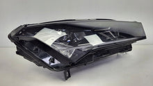 Laden Sie das Bild in den Galerie-Viewer, Frontscheinwerfer Skoda Enyaq 5LB941016B LED Rechts Scheinwerfer Headlight