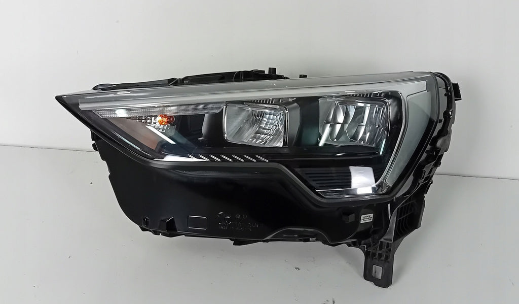 Frontscheinwerfer Audi Q3 83A941011 LED Links Scheinwerfer Headlight