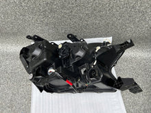 Load image into Gallery viewer, Frontscheinwerfer Ford Ranger Links Scheinwerfer Headlight SCH7368424917st