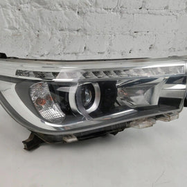 Frontscheinwerfer Toyota Hilux DAL18267 Rechts Scheinwerfer Headlight SCH4807442524hp