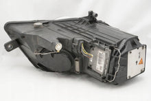 Laden Sie das Bild in den Galerie-Viewer, Frontscheinwerfer VW Passat 3C0941751K Links Scheinwerfer Headlight SCH3062170557jv