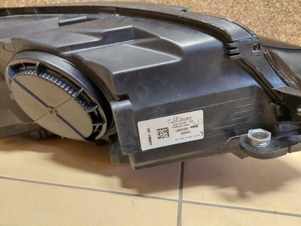 Frontscheinwerfer VW Golf 5G1941034 90044681 5G1941033 Xenon Ein Satz Headlight SCH8977038337nn