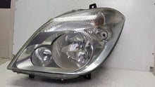 Laden Sie das Bild in den Galerie-Viewer, Frontscheinwerfer Mercedes-Benz Sprinter A9068200561 1EB247012-05 Links