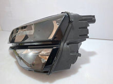 Laden Sie das Bild in den Galerie-Viewer, Frontscheinwerfer Skoda Karoq 57B941015A Links Scheinwerfer Headlight SCH1417979526ok