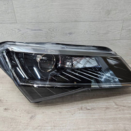 Frontscheinwerfer Skoda Superb 3V1941016B Xenon Rechts Scheinwerfer Headlight SCH2031788090zd