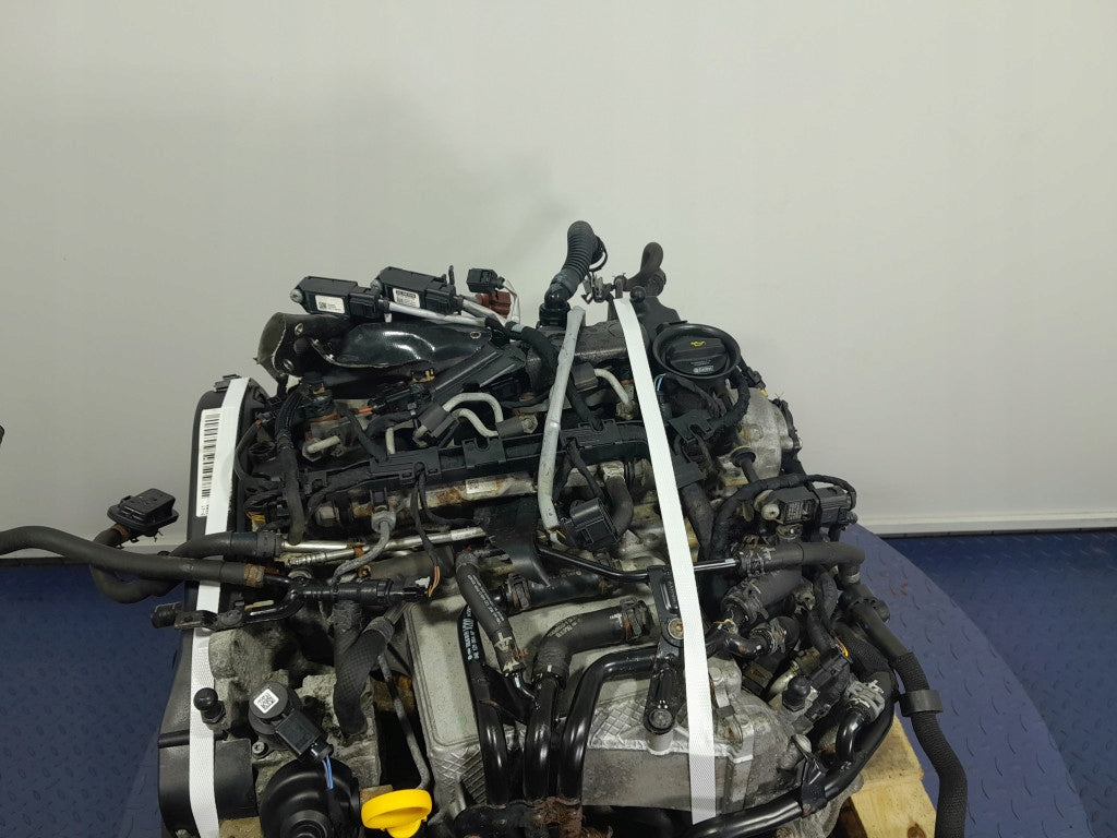 Motor VW Passat B8 CRL 2.0 TDI 150PS 2016 Diesel Engine Komplett