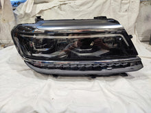 Laden Sie das Bild in den Galerie-Viewer, Frontscheinwerfer VW Tiguan Allspace 5NN941082 Full LED Rechts Headlight